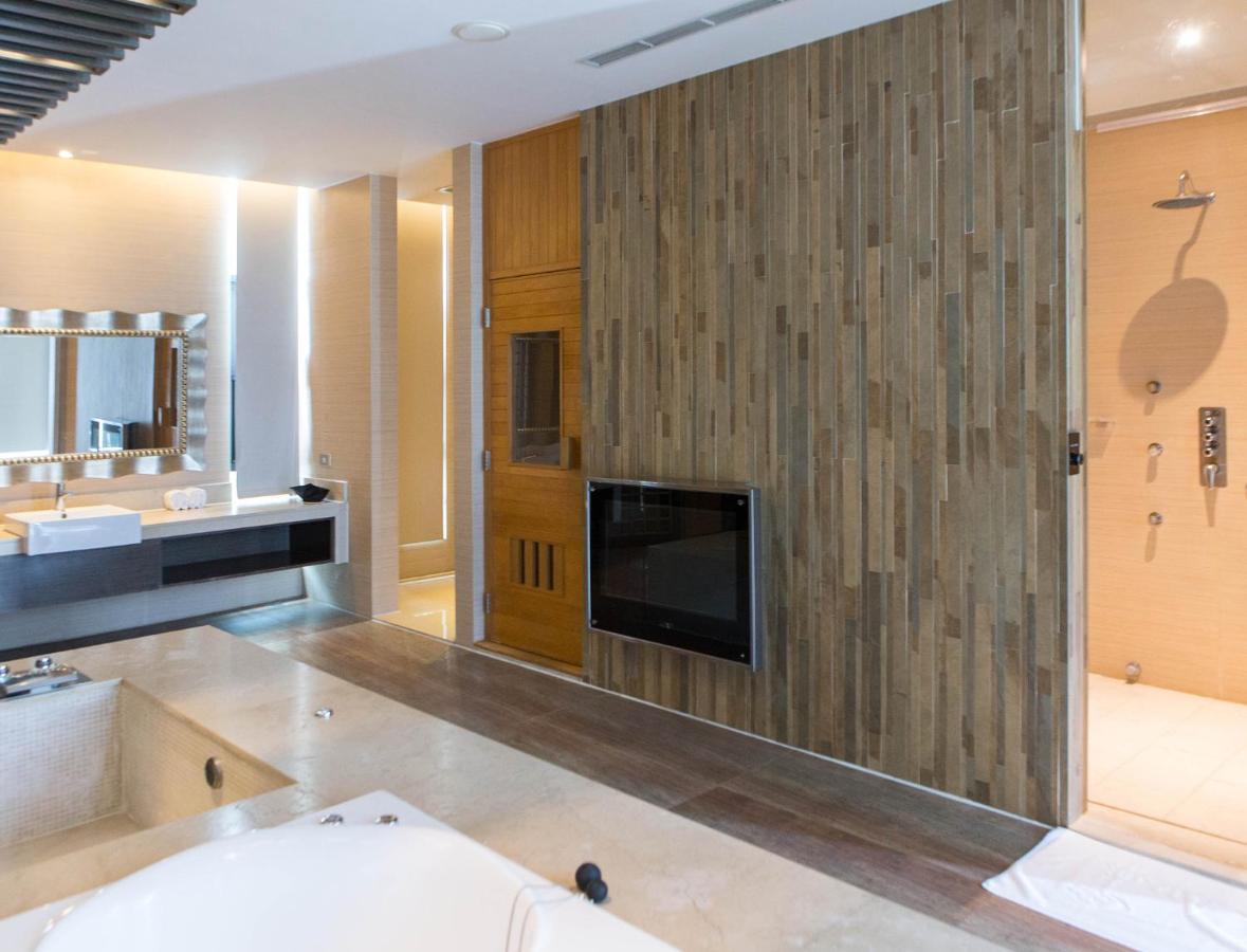 All-Ur Boutique Motel - Taichung Branch Exteriör bild