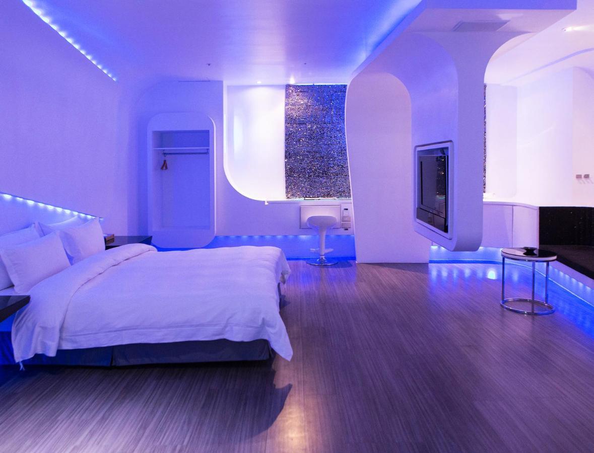 All-Ur Boutique Motel - Taichung Branch Exteriör bild