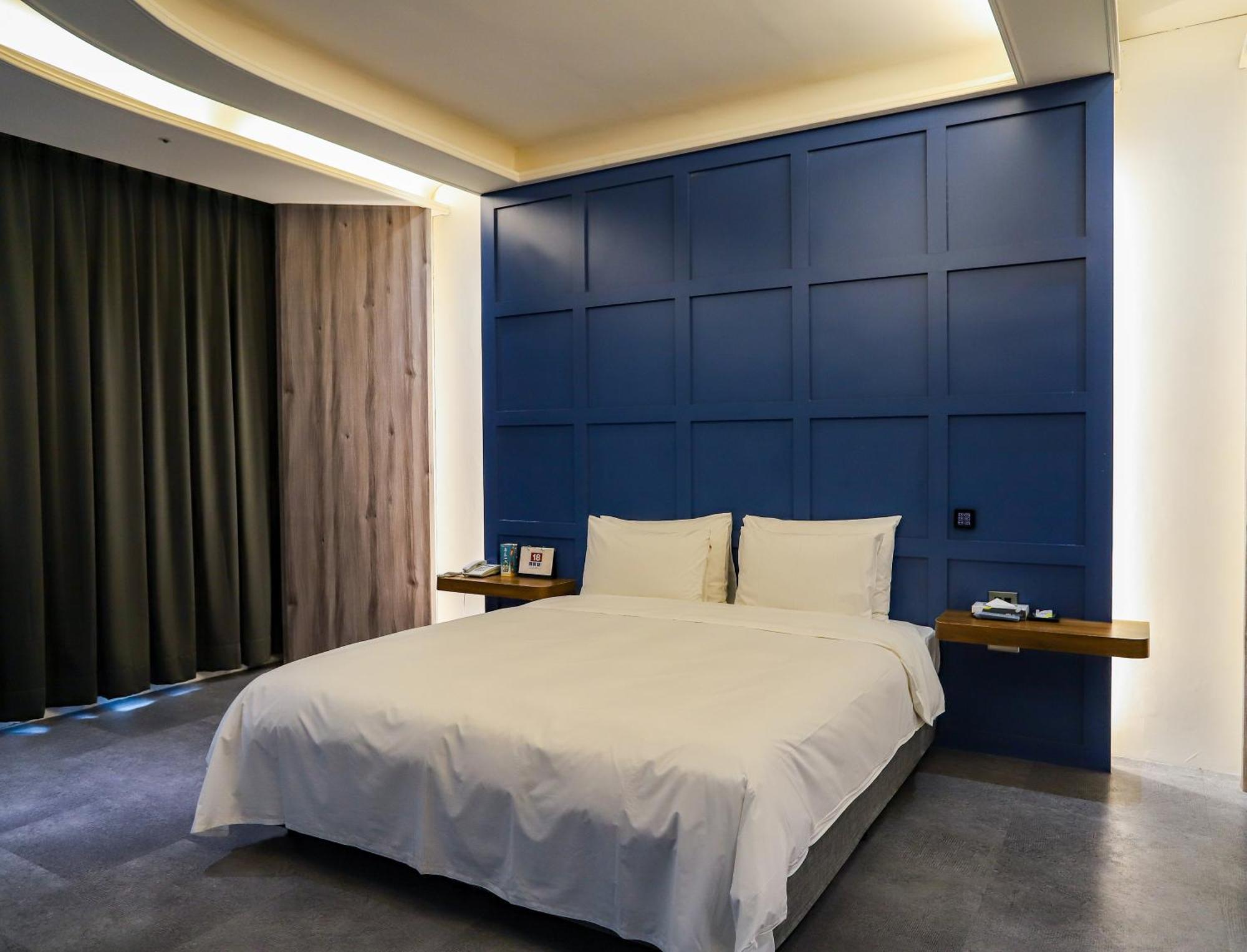 All-Ur Boutique Motel - Taichung Branch Exteriör bild