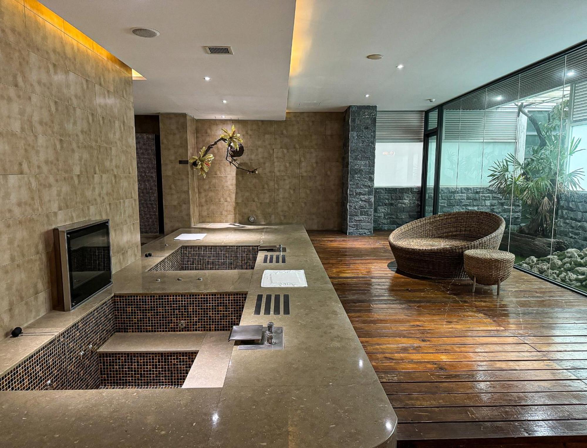 All-Ur Boutique Motel - Taichung Branch Exteriör bild