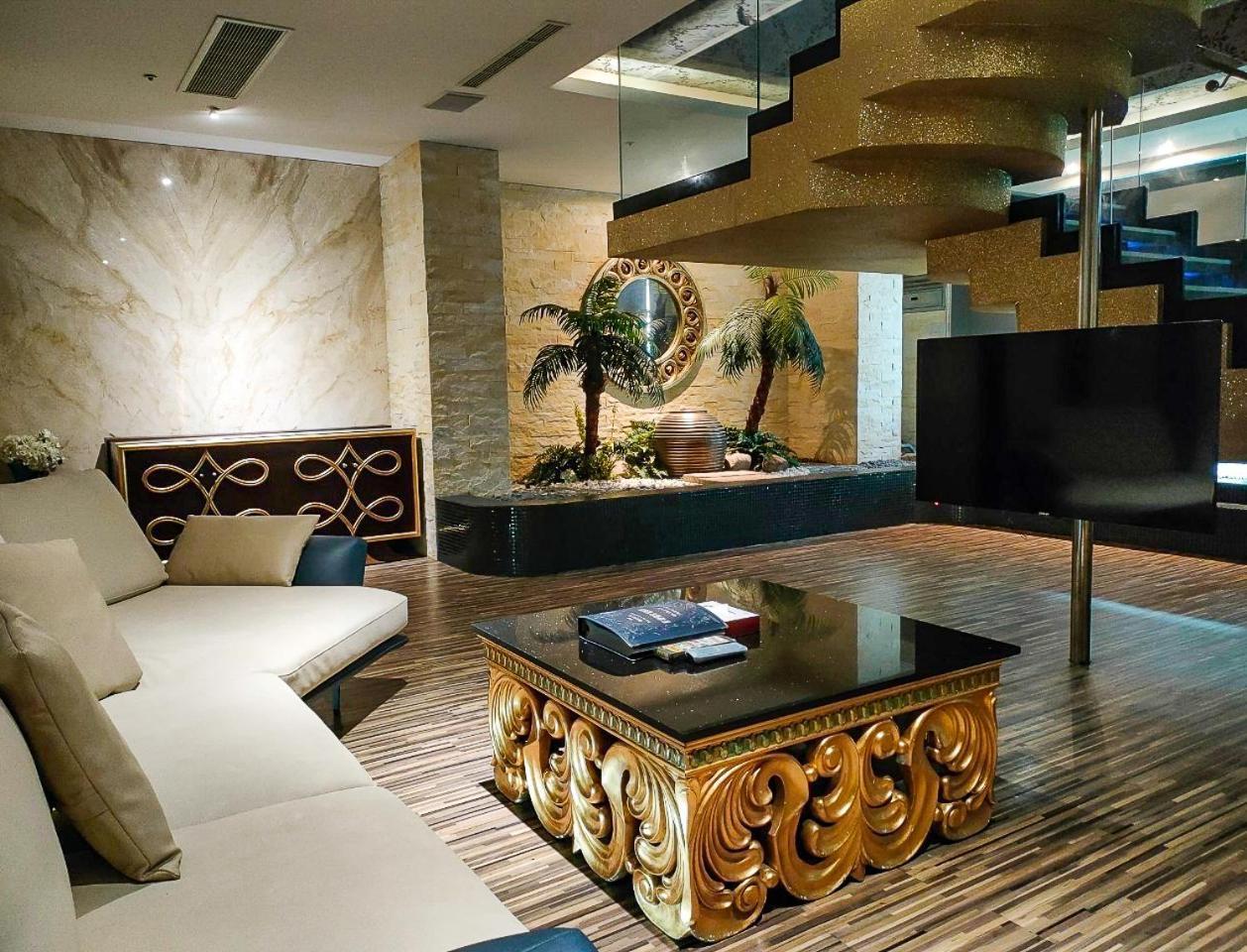 All-Ur Boutique Motel - Taichung Branch Exteriör bild